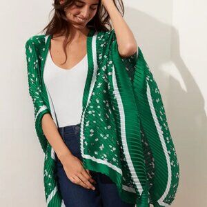 New w/tags Banana Republic Factory green crinkle wrap.